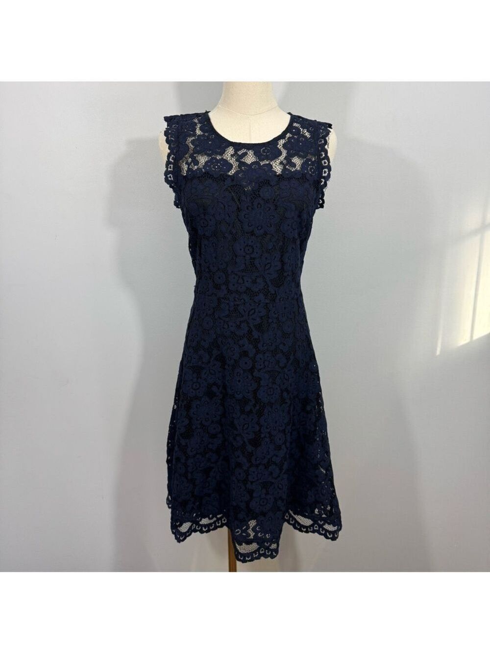 Reitmans Sweetheart Fit & Flare Dress Sz 4 Navy Blue Lace Overlay Open Back VGUC - Picture 6 of 14